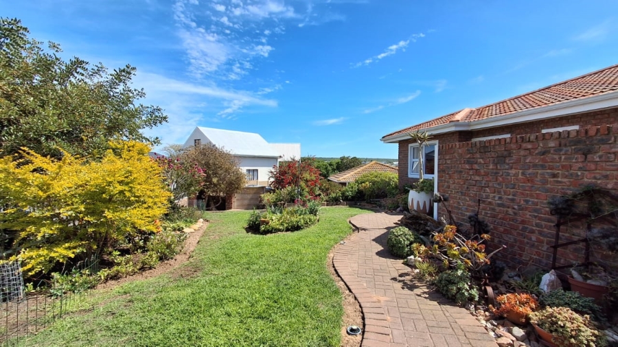 3 Bedroom Property for Sale in Stilbaai Wes Western Cape
